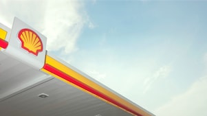 The Shell pecten on a retail service station