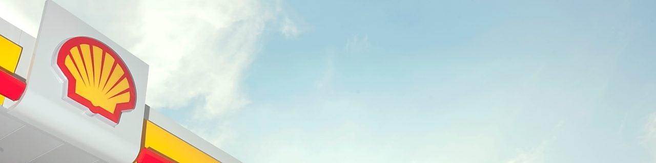 The Shell pecten on a retail service station