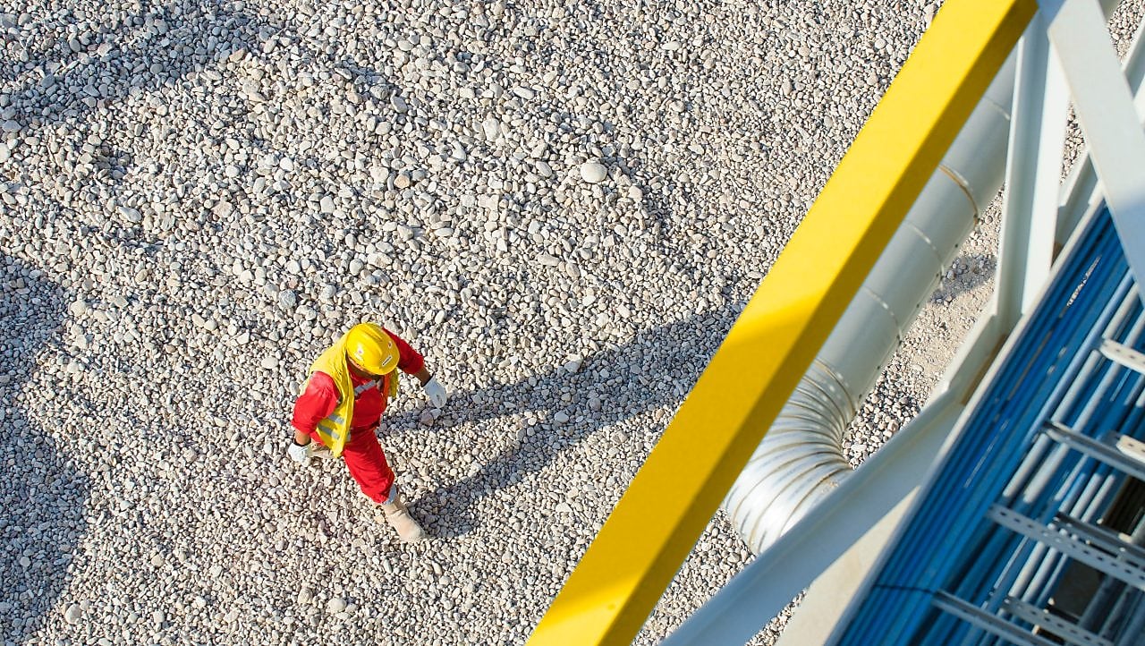 Shell engineer in a refinery
