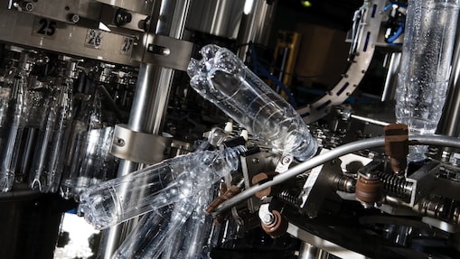 Plastic bottles manufactoring machine - Lubricant case