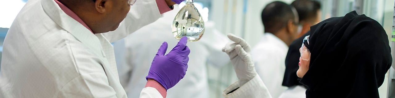 QSRTC - Qatari female in lab