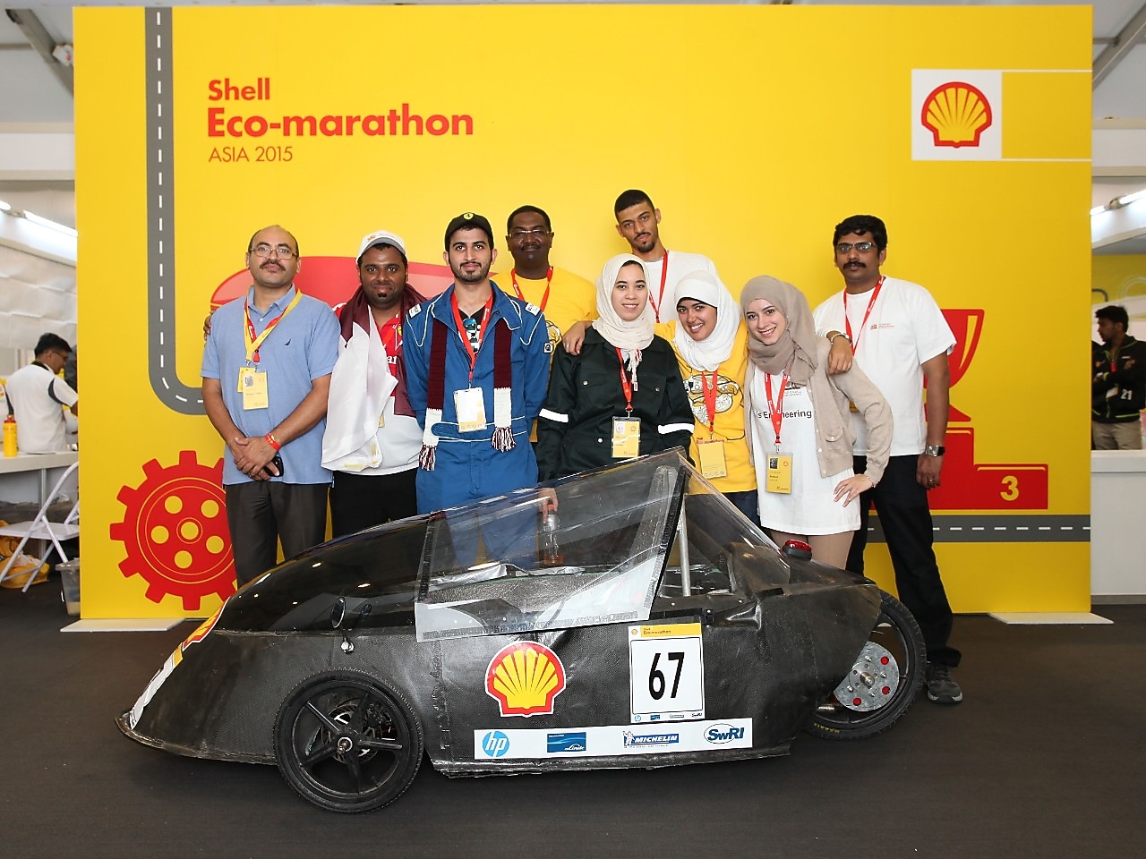Team Garnas MIE from Qatar University with The MIE-4 Prototype  in Manila, Philippines