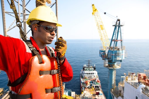worker welfare at Qatar Shell